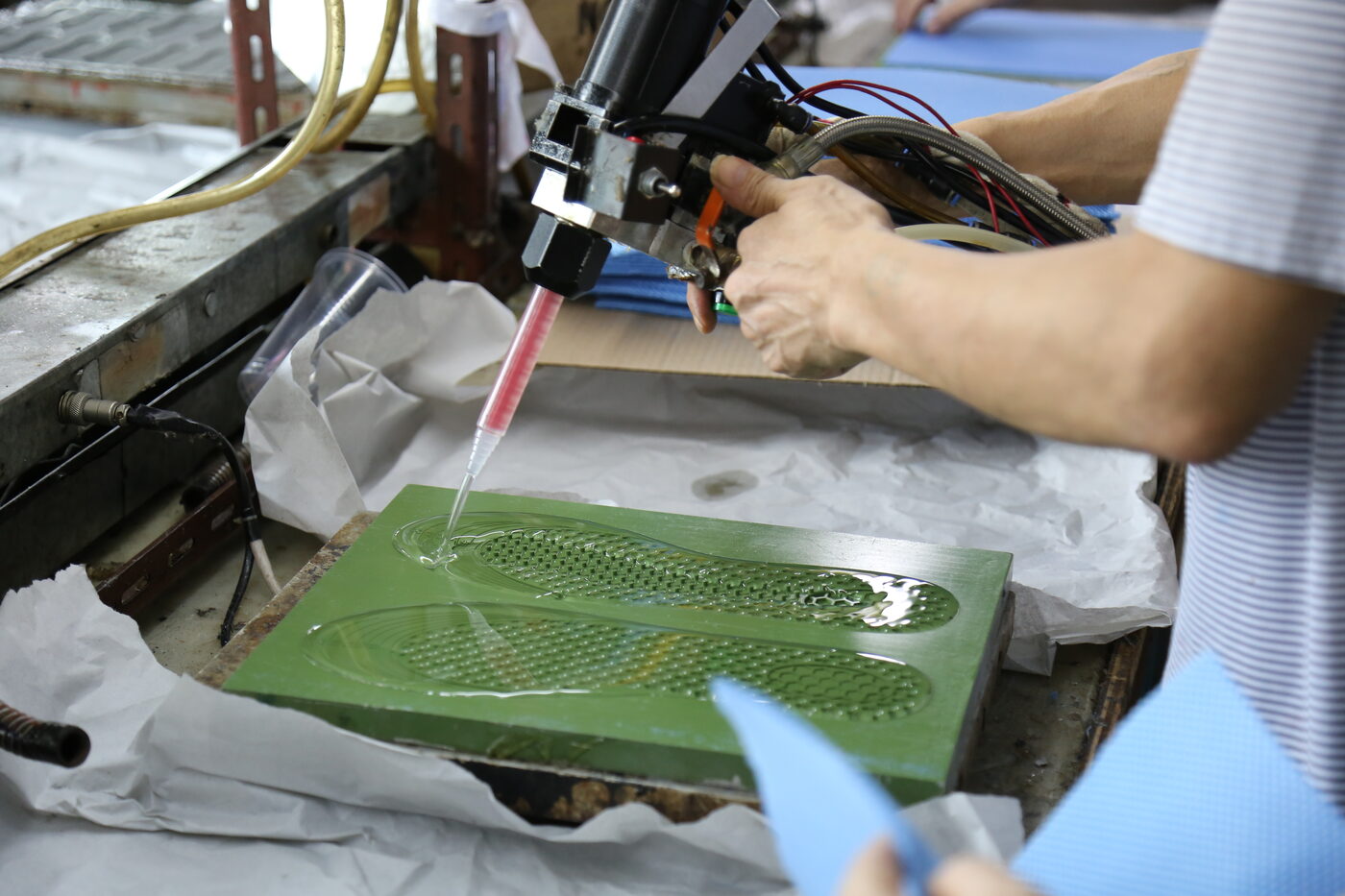 Related Goldsea fluid/gel pouring, high-frequency welding, trimming and production-line capability evidence; not a customer-project photo or outcome proof.