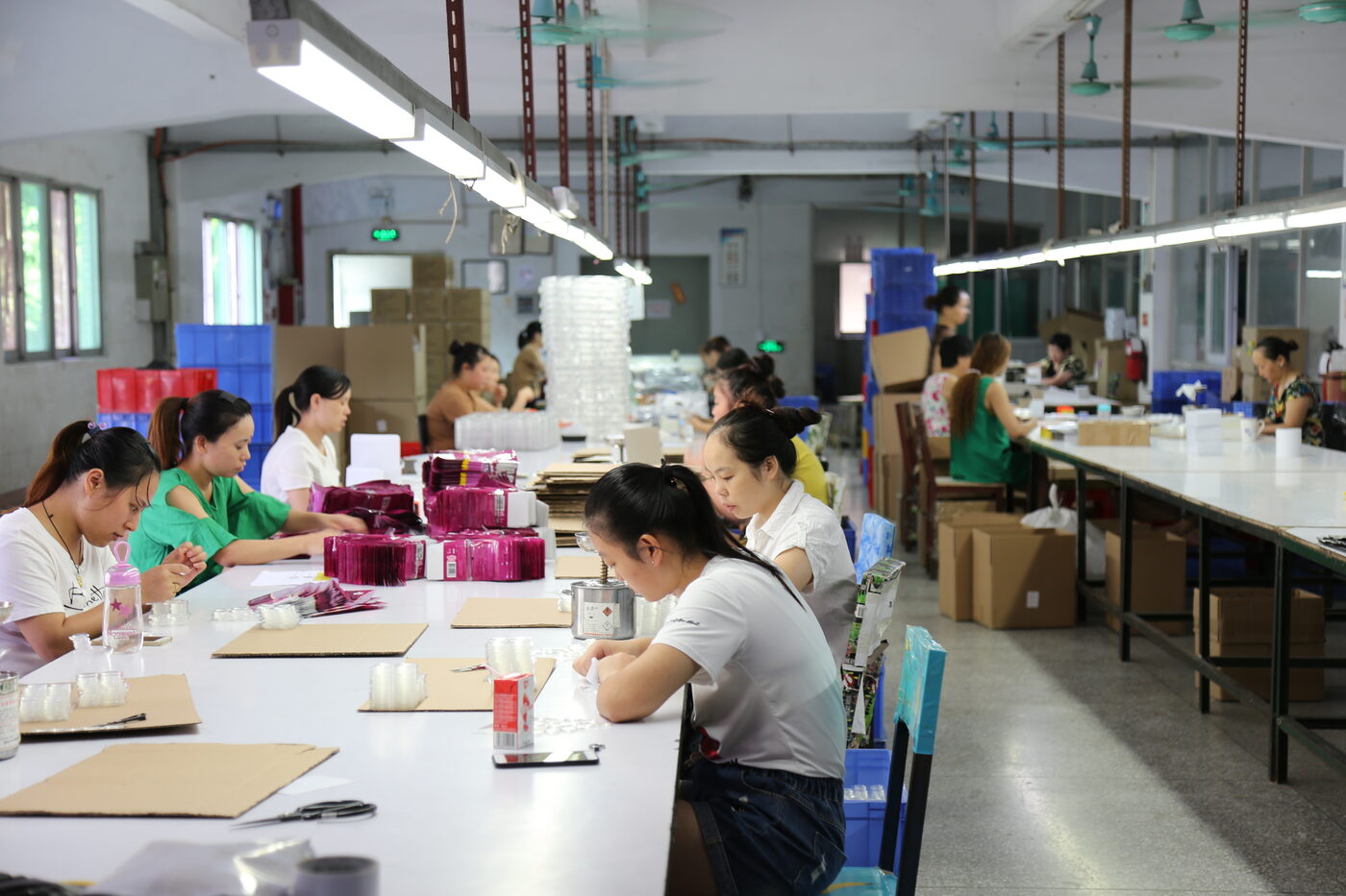 Related Goldsea PORON material, precision cutting, logo-transfer and packaging capability evidence; not a customer-project photo or outcome proof.